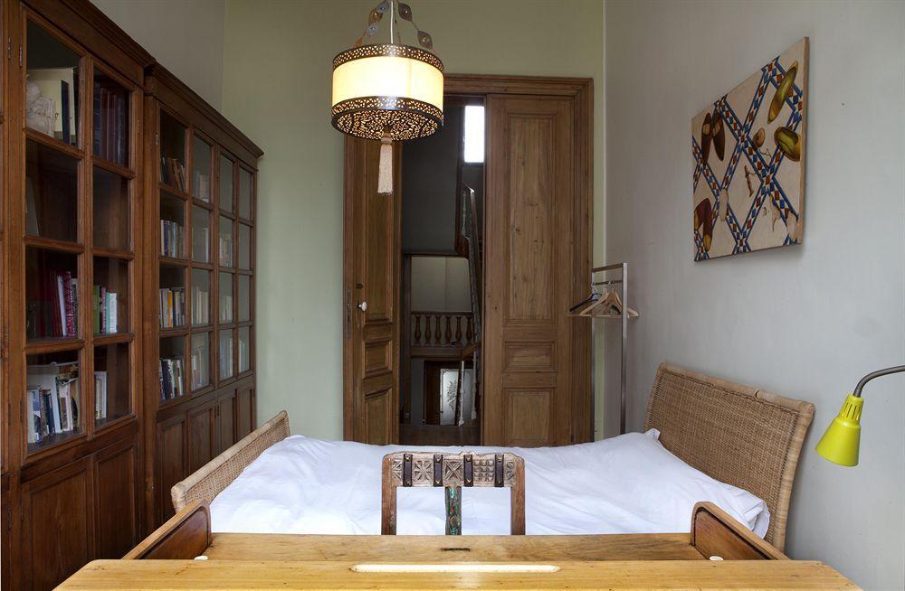 The Phileas Fogg Bed & Breakfast Saint-Josse-ten-Noode ภายนอก รูปภาพ
