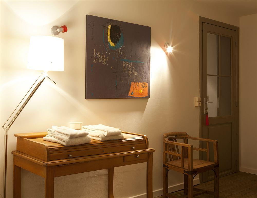 The Phileas Fogg Bed & Breakfast Saint-Josse-ten-Noode ภายนอก รูปภาพ